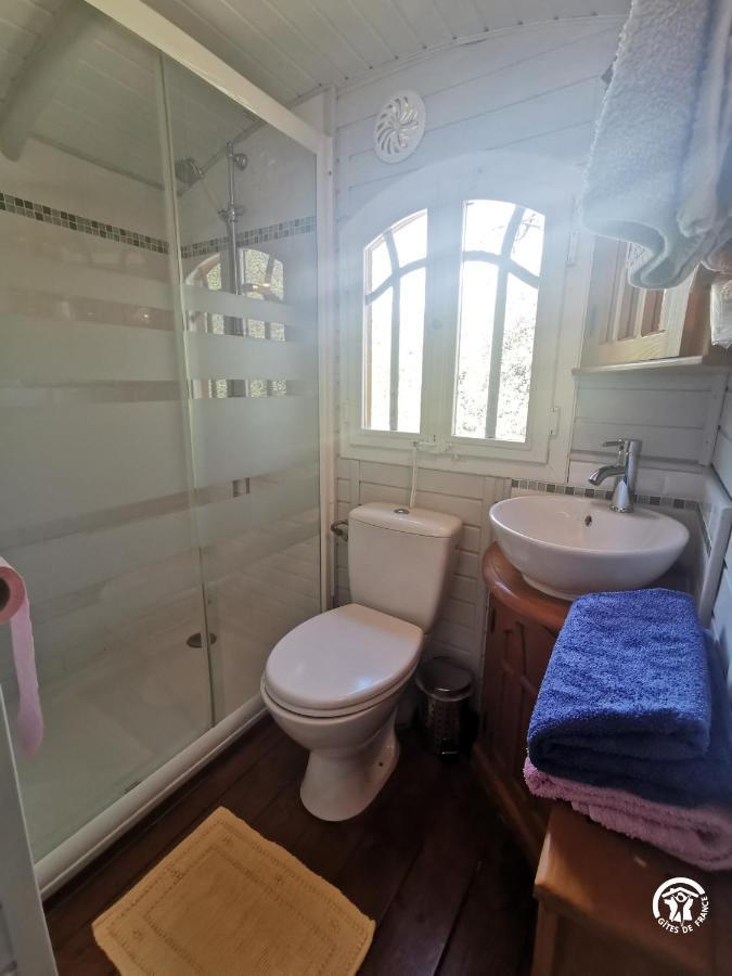 Les Hotes De La Combe Mouis Creissan Εξωτερικό φωτογραφία